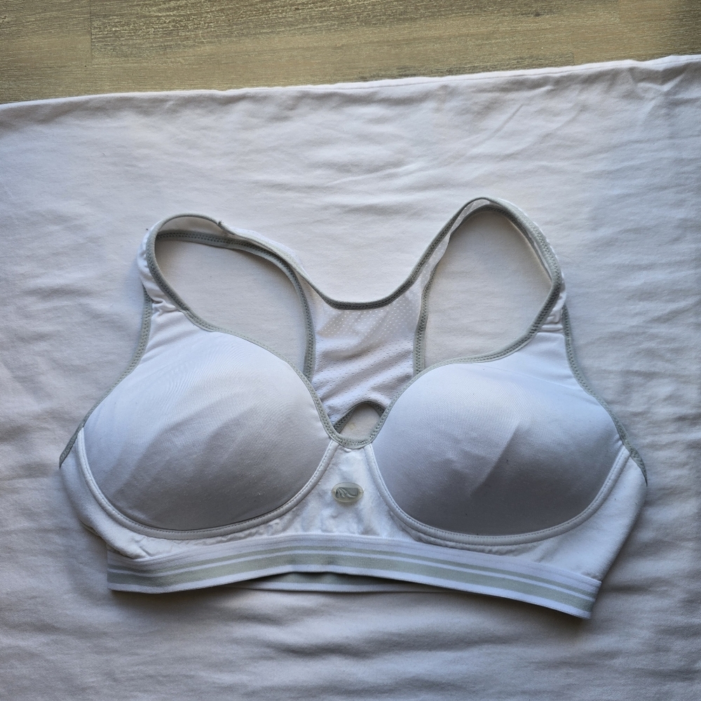 Marika Performance Sports Bra – Size M – White